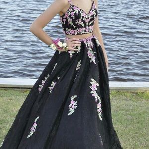 Mori lee Prom Dress size 2/4